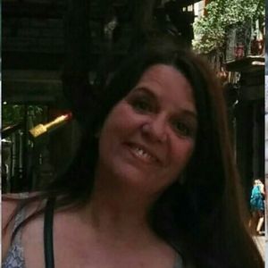 Meet your Posher, Nilza